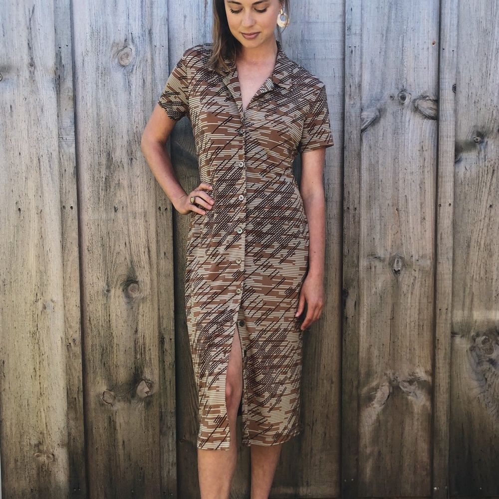 *SOLD* bcbg button up midi dress